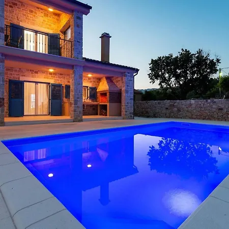 Banovi Holiday home *