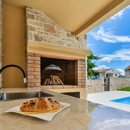 Banovi Holiday home *
